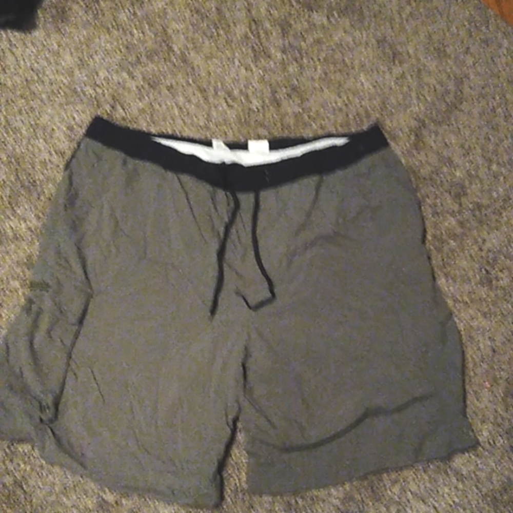 Men's Columbia swimming trunks